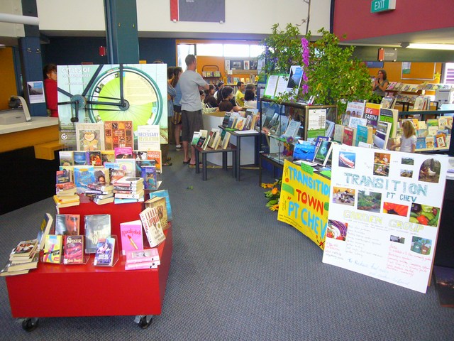 Local author Niki Harré at Pt Chev Library speaking on 15 Nov 2008 about creating a Green Community - picture 6.